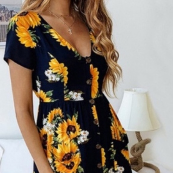 FLOWER CHILD DRESS - Picture 2 of 2